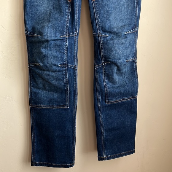 Duluth Trading co double chap jeans size 6 high waisted EUC - Picture 2 of 8